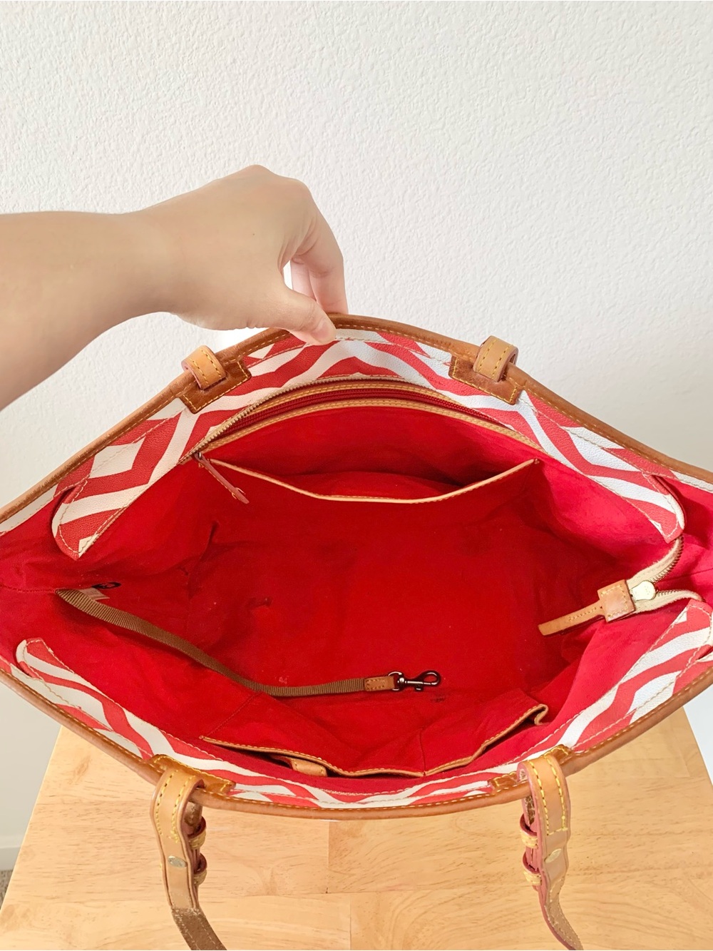 Dooney & Bourke Red Chevron Zip-Top Tote - Picture 7 of 14